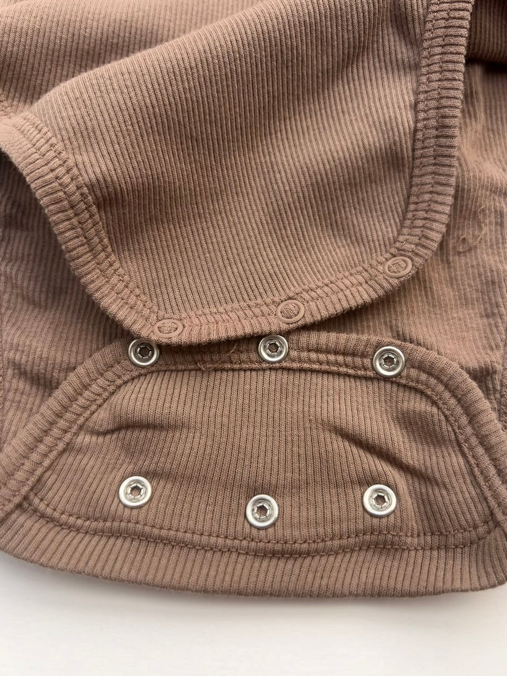 Romp&Roll meegroeiromper (Woodland (lange mouw) met eigen keus borduursel)