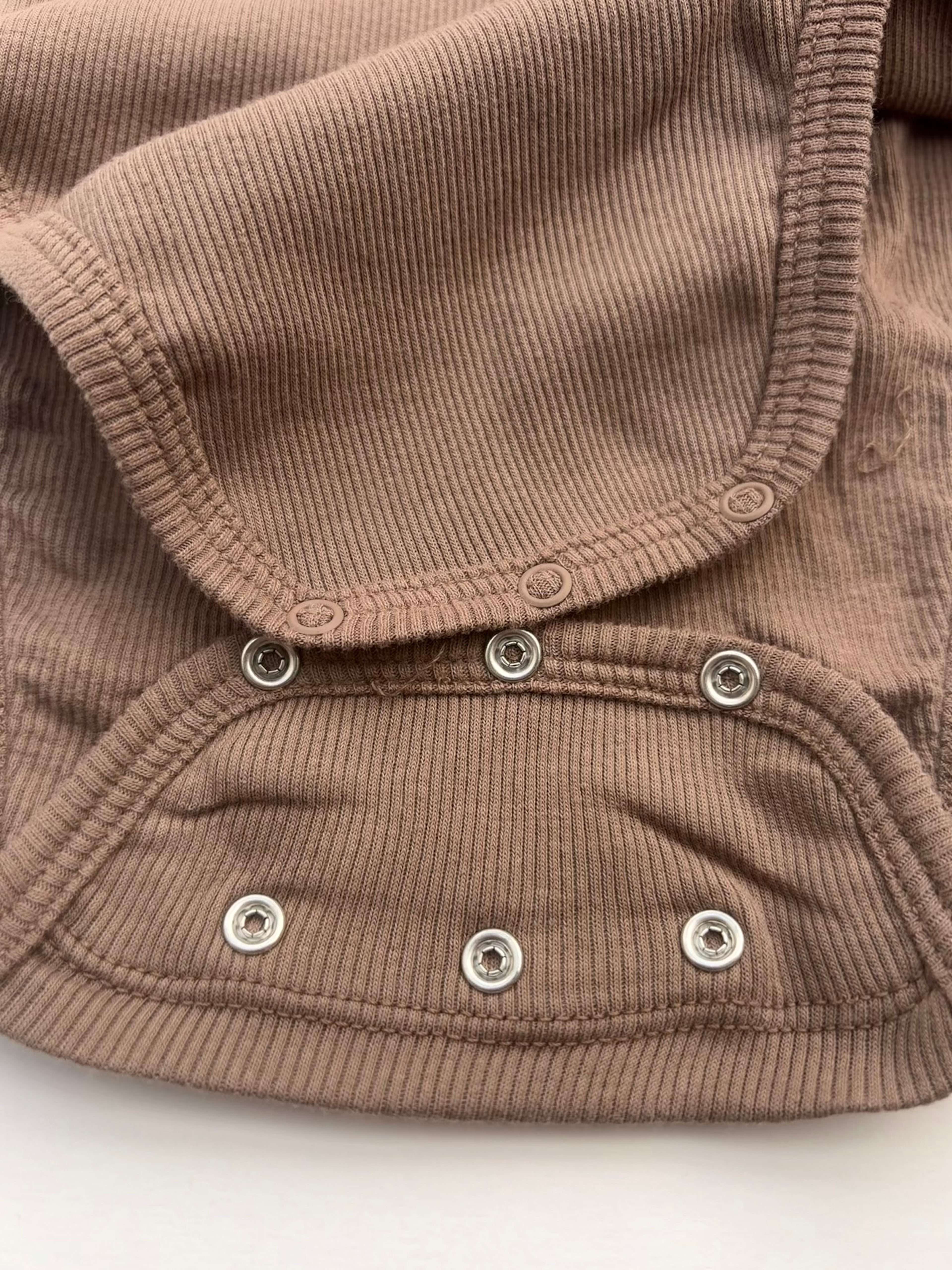 Romp&Roll meegroeiromper (Woodland (lange mouw) met eigen keus borduursel)