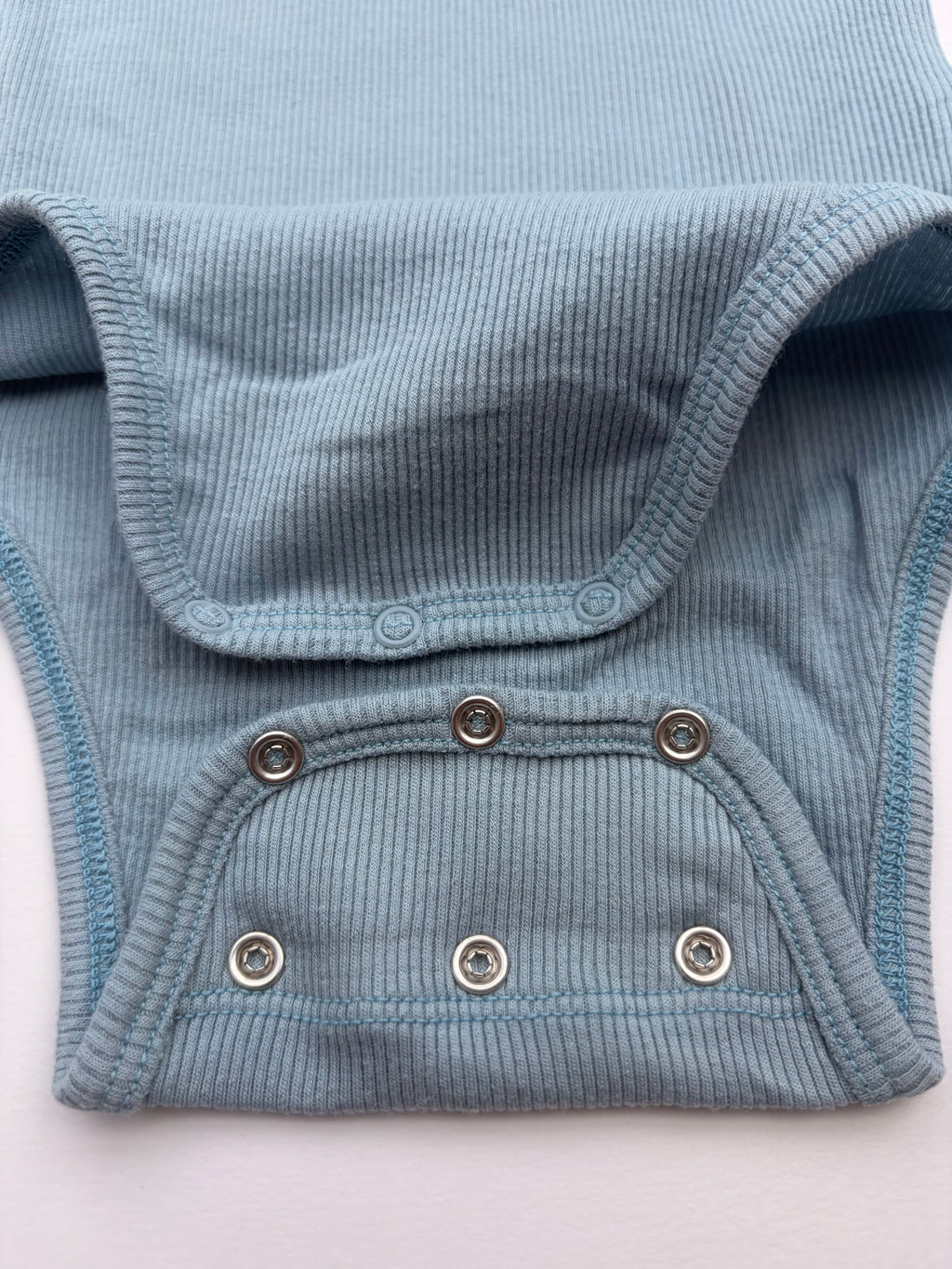 Romp&Roll meegroeiromper (Breeze met slak)